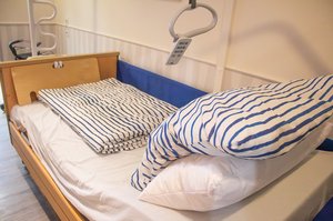 Pflegebett